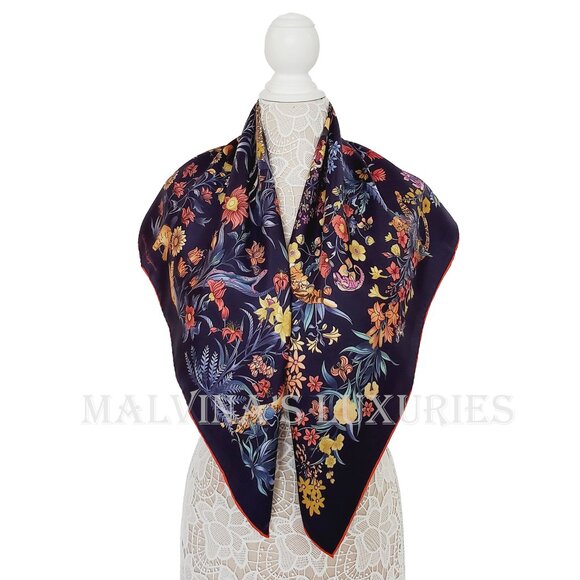 SALVATORE FERRAGAMO SCARF SIGNATURE FLOWER JUNGLE ANIMALS PRINT SILK 35" - Picture 2 of 13